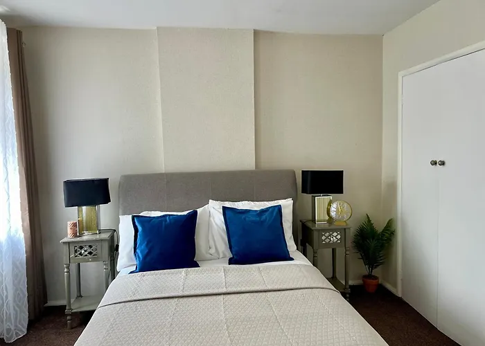 Suspire House Sleeps7-Garden-Bbq-Coastal Retreat