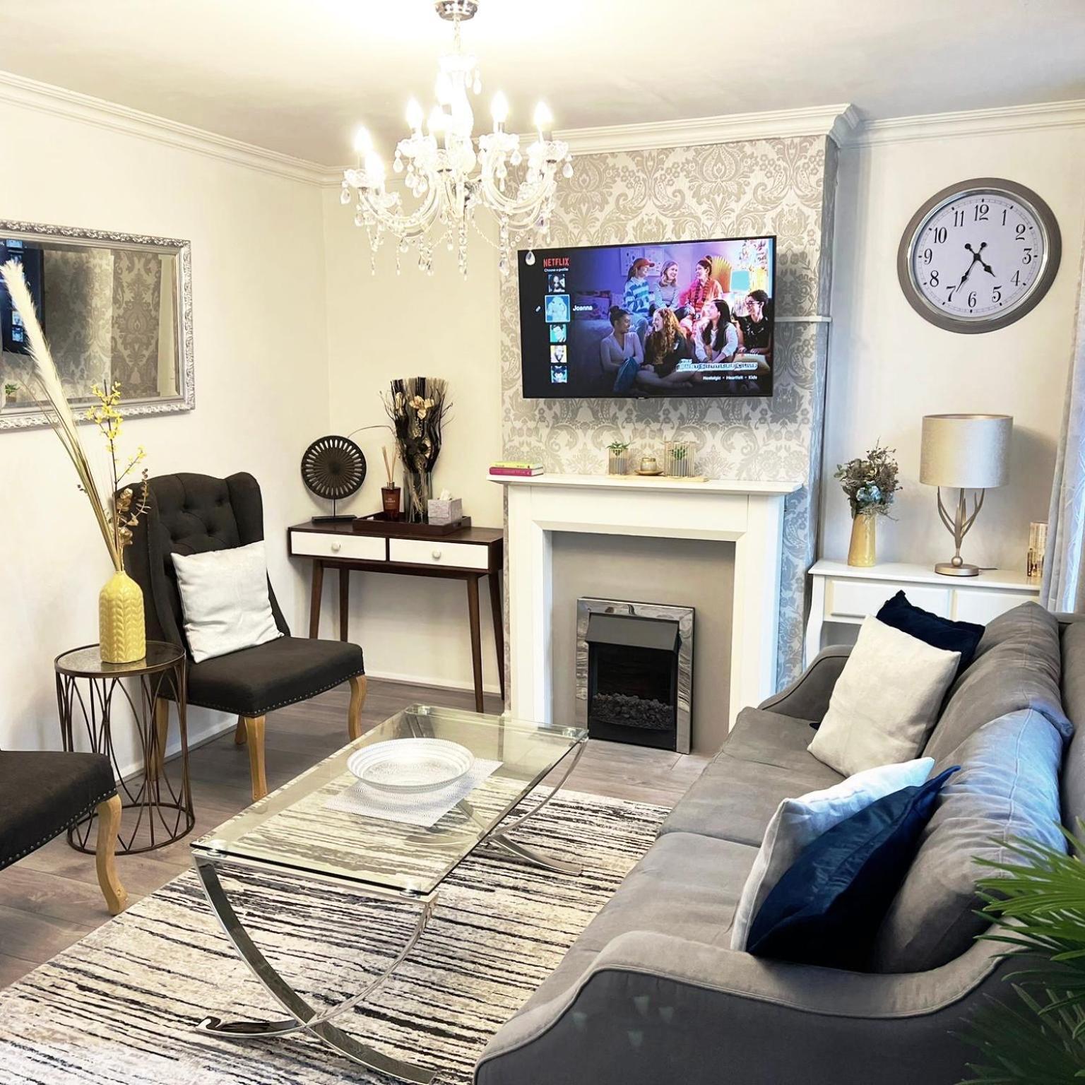 Suspire House Sleeps7-garden-bbq-coastal Retreat