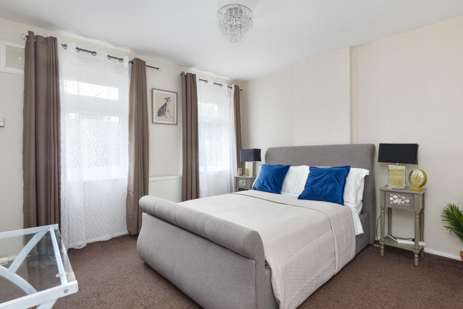 Suspire House Sleeps7-garden-bbq-coastal Retreat Holiday home